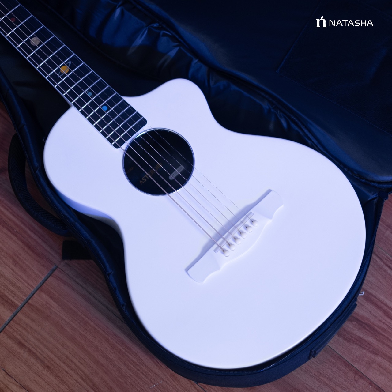 รีวิว Natasha Asteriod กีตาร์โปร่ง ดีไซน์สวย พร้อม Inlay ดวงดาว