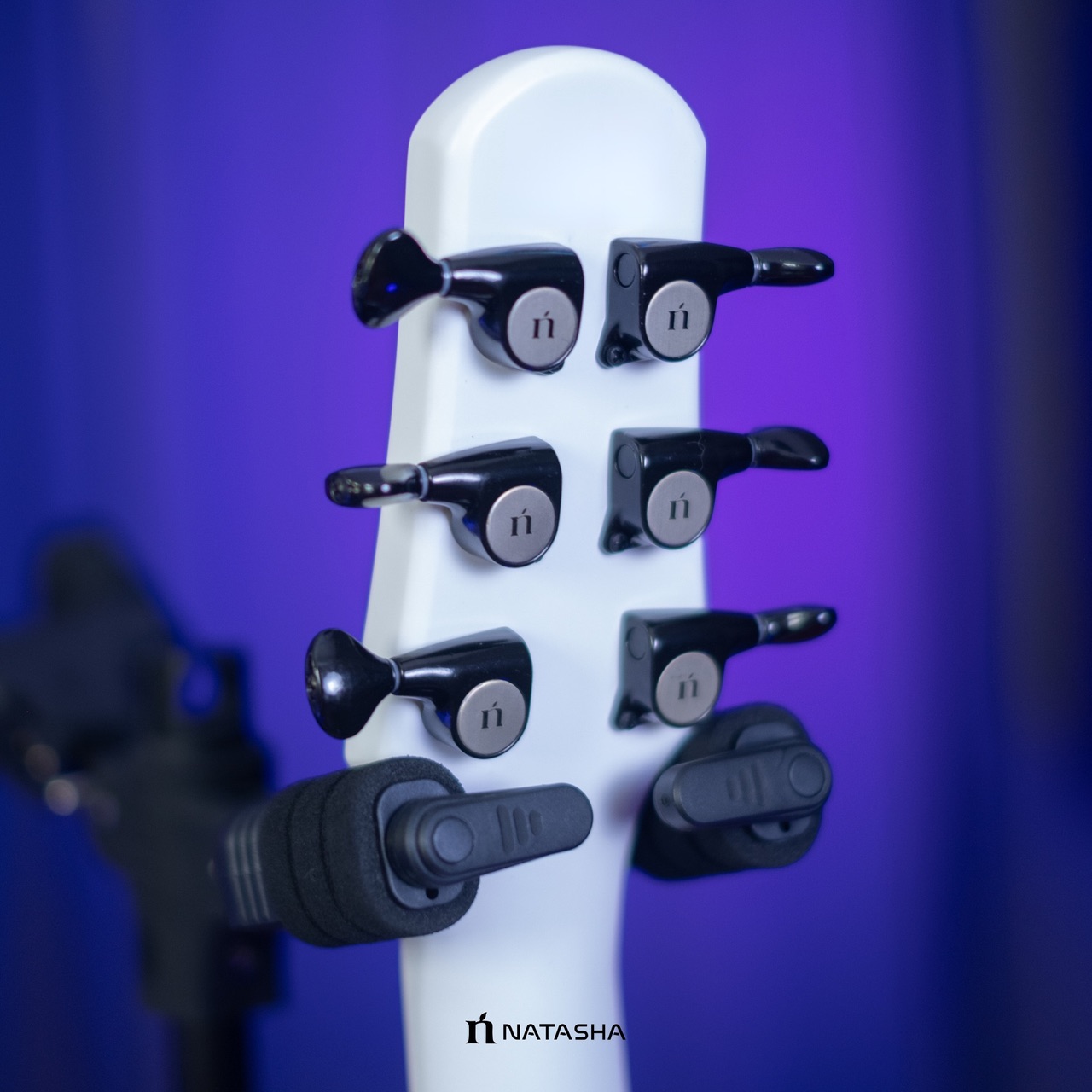 รีวิว Natasha Asteriod กีตาร์โปร่ง ดีไซน์สวย พร้อม Inlay ดวงดาว